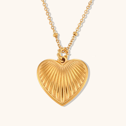 Collier simple en or 18 carats avec pendentif cœur pêche rayé et chaîne de perles
