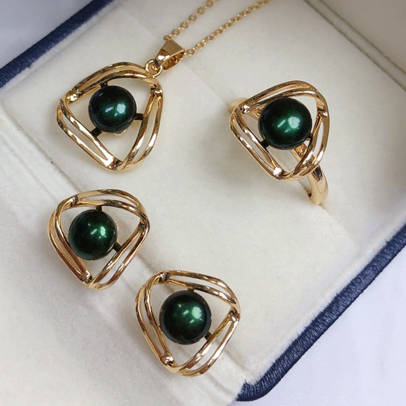 Buy Simple And Exquisite Freshwater Pearl Necklace Suit online at Fashionner.