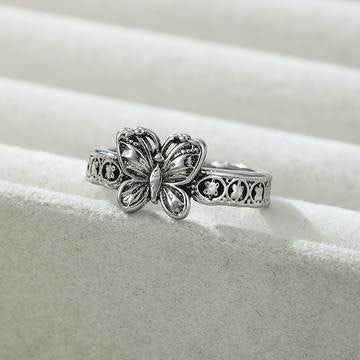 Buy Retro-Style Fashion-Forward And Creative Ring For Women online at Fashionner.