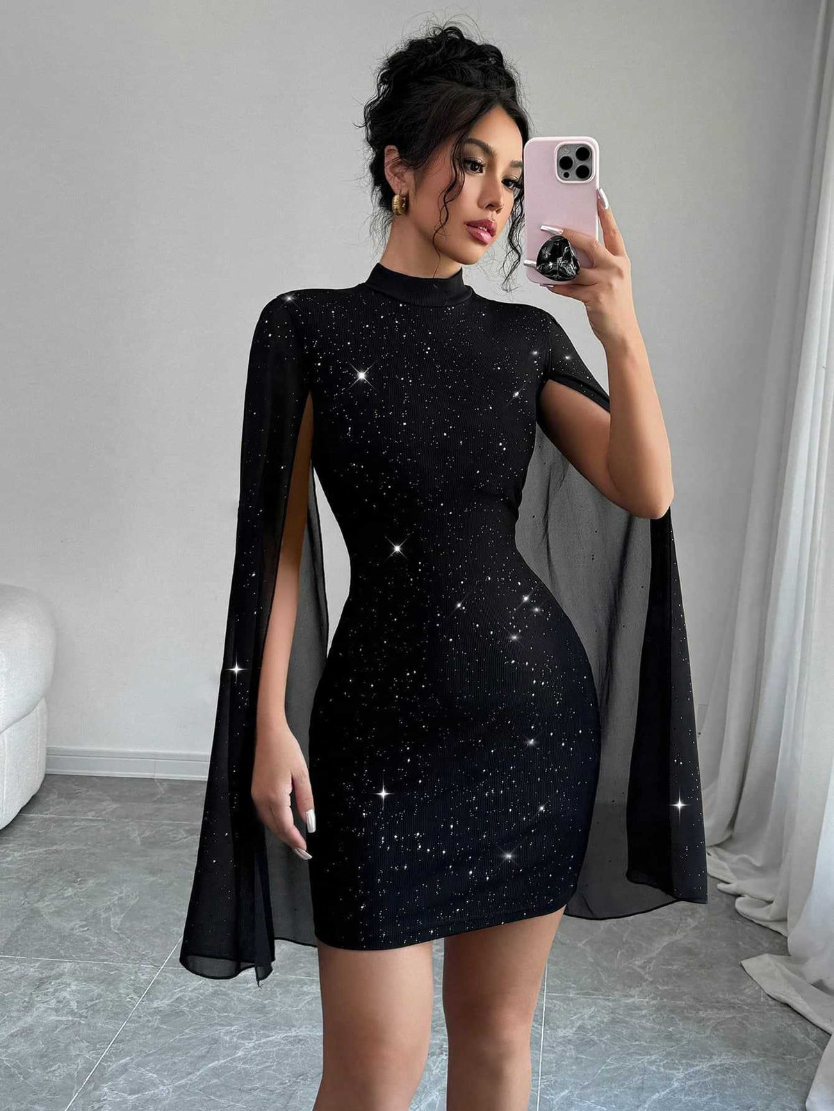Robe de soirée élégante et sexy pour femme, col rond, rayures fines, perles, manches cape en mousseline, hanches drapées