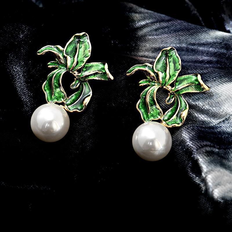 Buy French-Style Dripping Earrings For Women Inlaid With Pearls online at Fashionner.