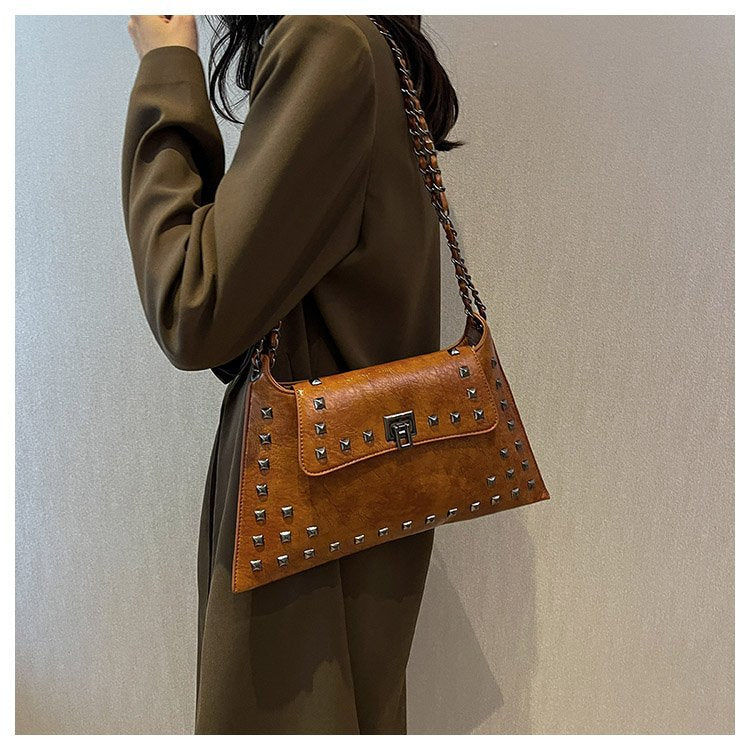 Rivet Bag Envelope Chain Crossbody - Fashionner